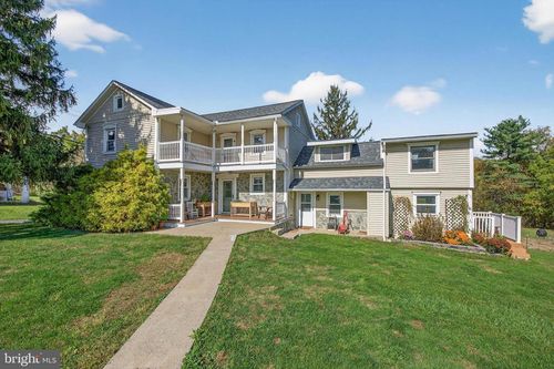 227 Pleasant View Rd, Hummelstown, PA, 17036-8649 | Card Image