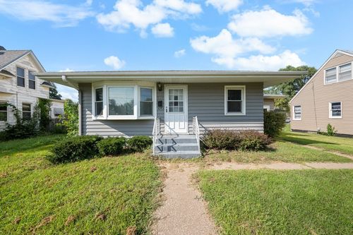 627 24th Avenue, Rock Island, IL, 61201 | Card Image