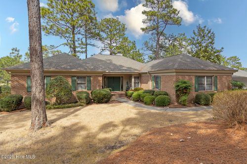 46 Highland View Dr, Southern Pines, NC, 28387-2151 | Card Image