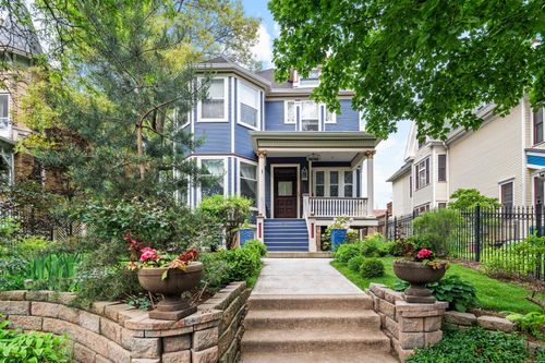 4748 N Beacon St, Chicago, IL, 60640-4802 | Card Image
