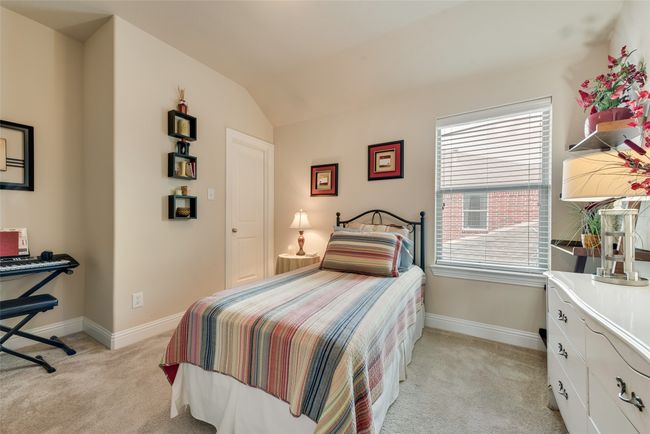 6709 Natures Way, House other with 4 bedrooms, 3 bathrooms and null parking in Dallas TX | Image 33