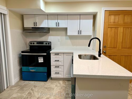 lower-149 Av Dance Act, Oshawa, ON, L1L0H4 | Card Image