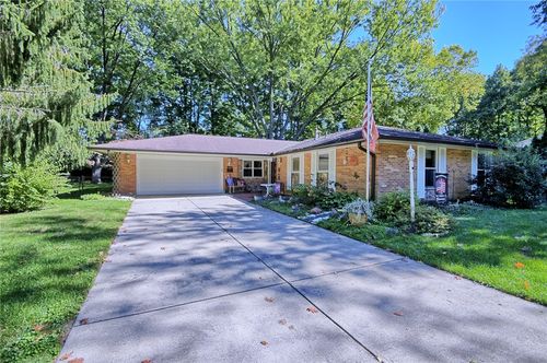 1113 Green Tree Dr, Centerville, OH, 45429-6104 | Card Image