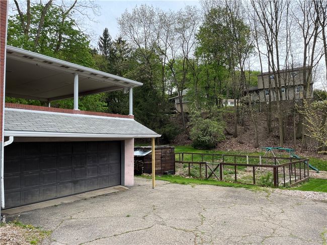 611 W Sutter Rd, House other with 2 bedrooms, 3 bathrooms and null parking in Glenshaw PA | Image 8