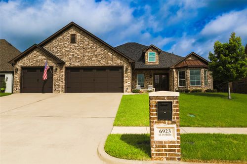 6923 Saint Anthony Dr, Tyler, TX, 75703-0320 | Card Image