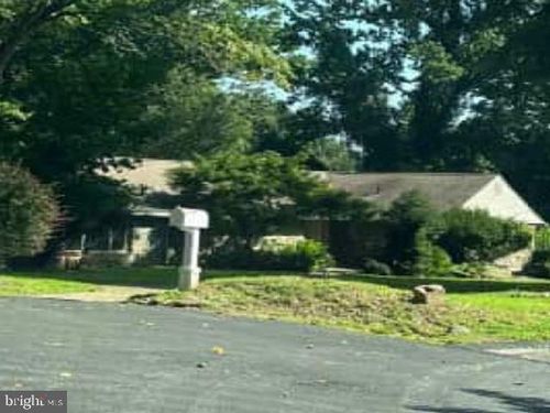 908 Heathdale Ln, MEDIA, PA, 19063-1647 | Card Image