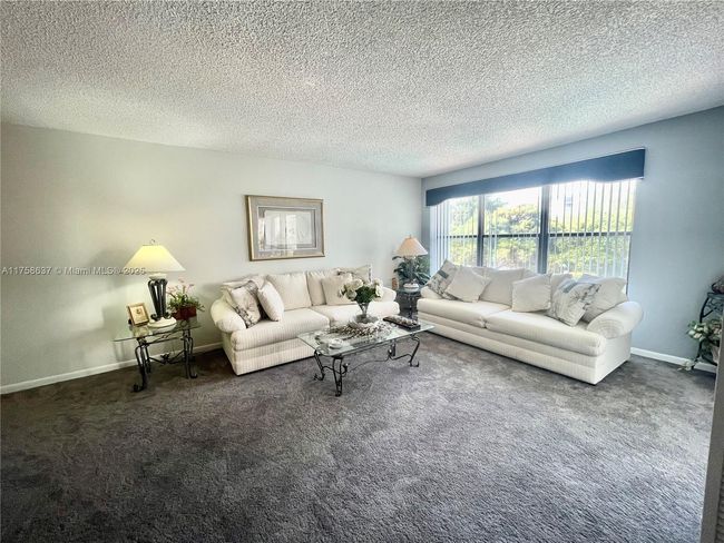 APT-311D - 2309 S Cypress Bend Dr, Condo with 3 bedrooms, 2 bathrooms and null parking in Pompano Beach FL | Image 11