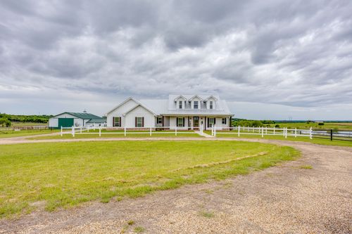 375 J B Vandiver Loop, Moody, TX, 76557-3743 | Card Image