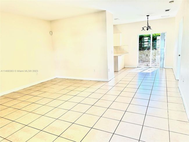 UNIT-103 - 2720 Ne 3 Rd Dr, Condo with 2 bedrooms, 2 bathrooms and null parking in Homestead FL | Image 7