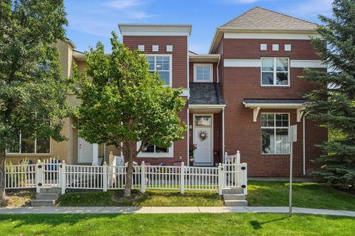 140 Promenade Way Se, Calgary, AB, T2Z4E9 | Card Image
