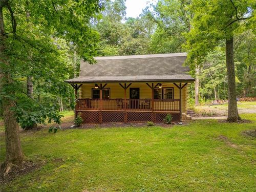 465 Waters Edge Dr, Clarkesville, GA, 30523-2880 | Card Image