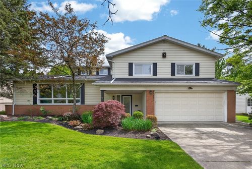 23420 Wendover Dr, Beachwood, OH, 44122-1449 | Card Image