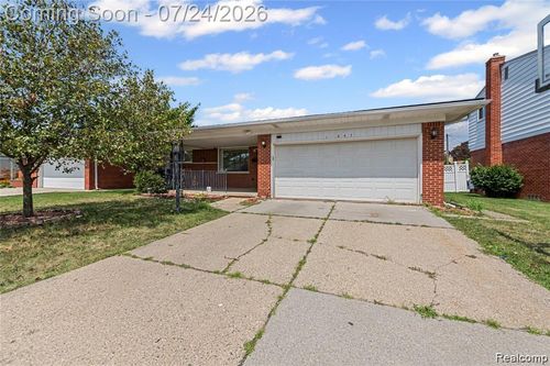 11447 Edwin Dr, Warren, MI, 48093-2679 | Card Image