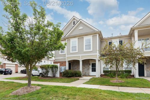 91-8210 Addington Dr, Commerce Township, MI, 48390-4011 | Card Image