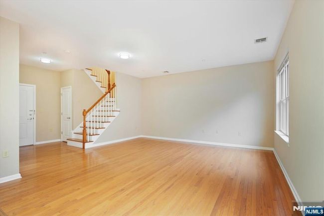 25 Duncan Ave, Condo with 2 bedrooms, 2 bathrooms and null parking in Jersey City NJ | Image 8