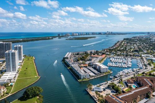 apt-504-36 Yacht Club Dr, North Palm Beach, FL, 33408-3924 | Card Image