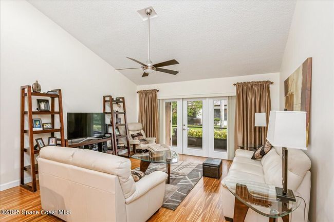 443 Hawthorne Ct, Townhouse with 2 bedrooms, 2 bathrooms and null parking in Indian Harbour Beach FL | Image 10