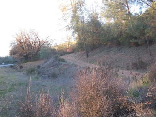 9000 Lower Lake Rd, Lower Lake, CA, 95457 | Card Image