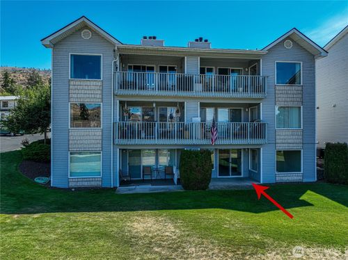 2e-2305 W Woodin Ave, Chelan, WA, 98816-9311 | Card Image