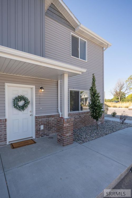 1501-2015 Lawrence Lane, Blackfoot, ID, 83221 | Card Image