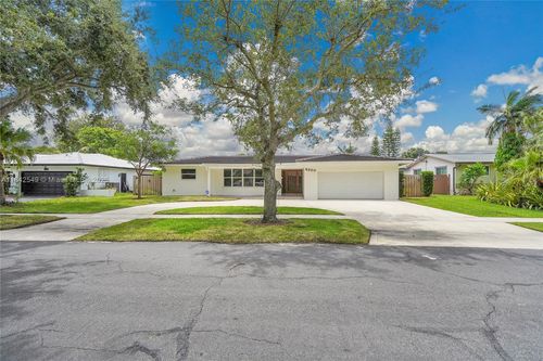 5320 Sw 8th St, Plantation, FL, 33317-4337 | Card Image