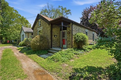 2 Shirley St, London, ON, N6J1A1 | Card Image