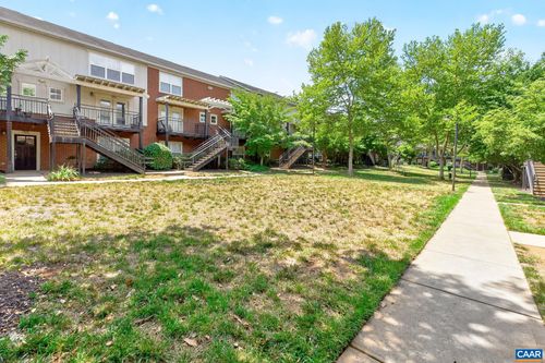 101-1915 Beechcrest Ct, CHARLOTTESVILLE, VA, 22903-6627 | Card Image