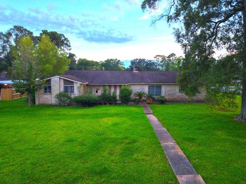 7555 Forest Park Dr, Beaumont, TX, 77707-1623 | Card Image