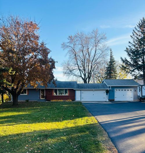 1210 Willmar Ave Se, Willmar, MN, 56201-4716 | Card Image