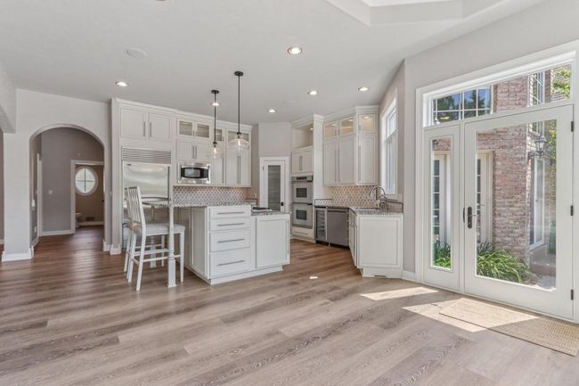 1601 Cedar Bend, House other with 5 bedrooms, 4 bathrooms and null parking in Hartland WI | Image 20