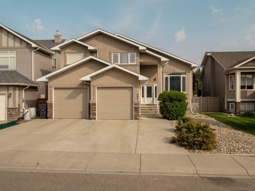 605 Couleecreek Pl S, Lethbridge, AB, T1K8C1 | Card Image