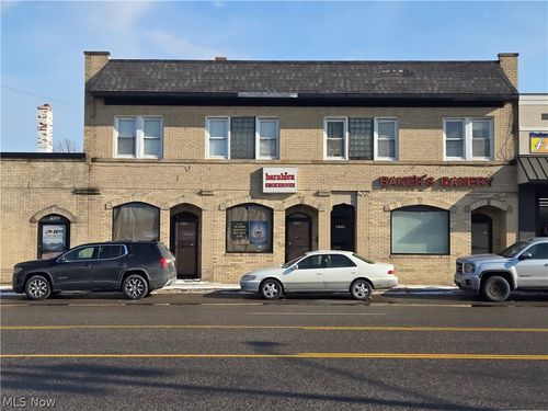 5767 Ridge Rd, Parma, OH, 44129-3163 | Card Image