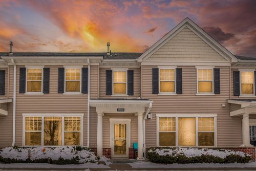 58-13696 Brass Pkwy, Rosemount, MN, 55068-2473 | Card Image