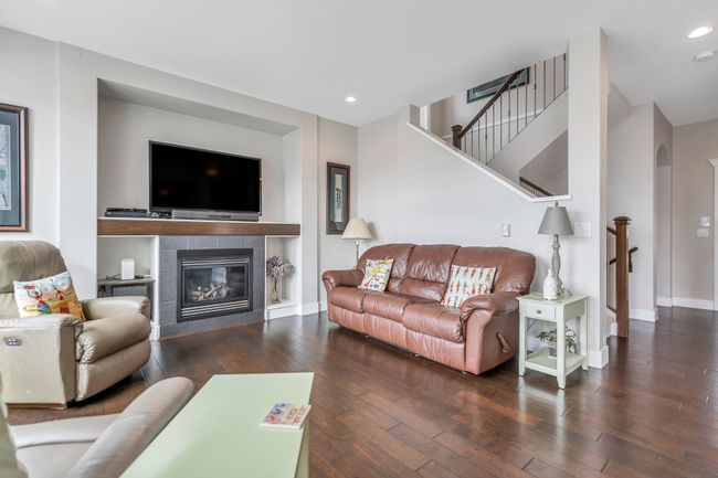 6089 163 B Street, House other with 3 bedrooms, 3 bathrooms and 4 parking in Surrey BC | Image 19