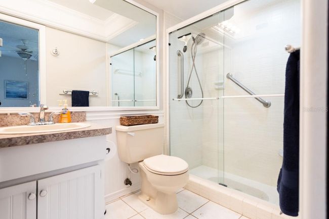 UNIT-111 - 600 Manatee Ave, Condo with 2 bedrooms, 2 bathrooms and null parking in Holmes Beach FL | Image 13