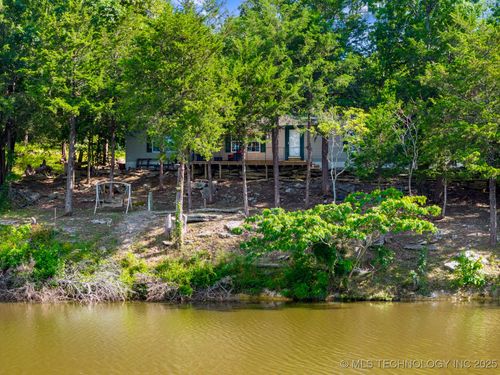 1022 Holiday Acres Dr, Fort Towson, OK, 74735-3500 | Card Image