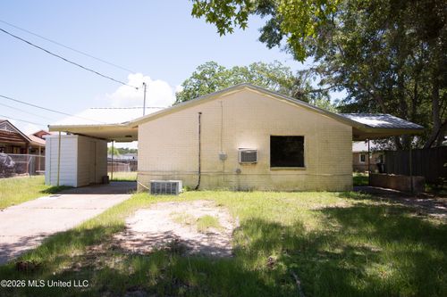 3106 Wesley St, Pascagoula, MS, 39567-4533 | Card Image