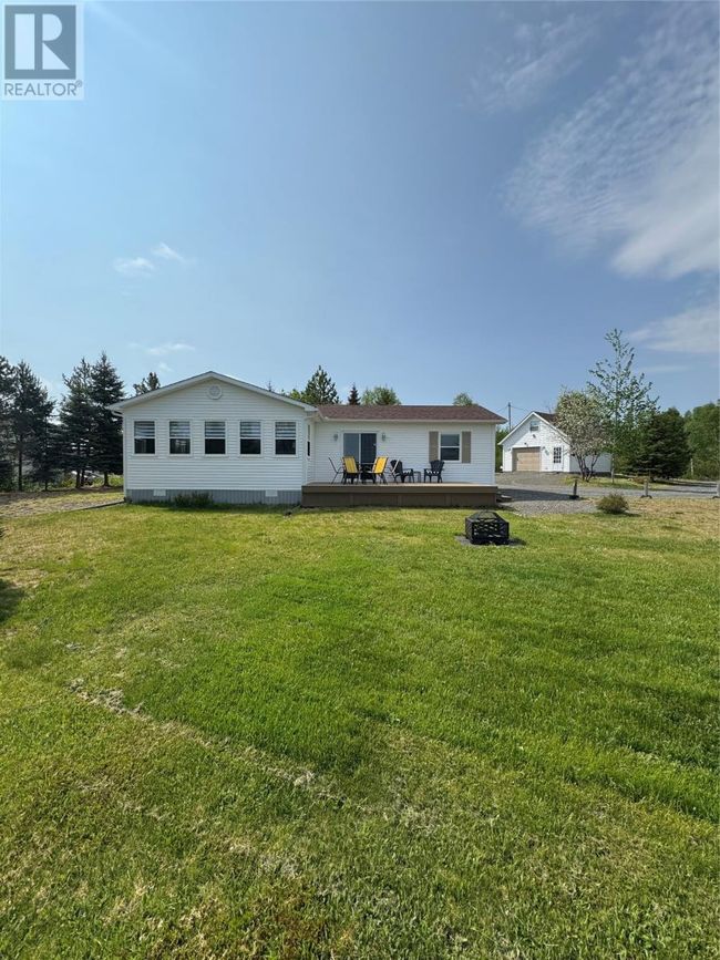 3 Joe's Lane W, Home with 2 bedrooms, 1 bathrooms and null parking in Badger NL | Image 4