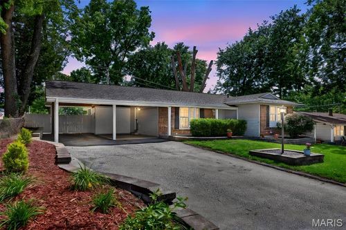12009 Quality Ln, Maryland Heights, MO, 63043-2236 | Card Image