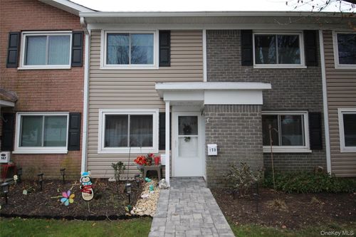 apt-149-40 W 4th St, Patchogue, NY, 11772-2172 | Card Image