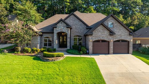 13500 Foxfield Ln, Little Rock, AR, 72211-3784 | Card Image