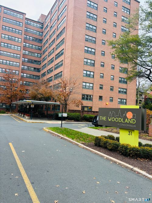 apt-6-31 Woodland St, Hartford, CT, 06105-4311 | Card Image