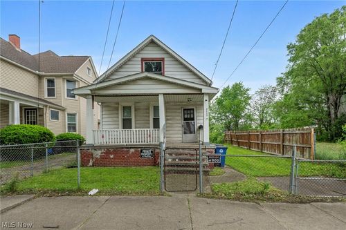 3524 Walton Avenue, Cleveland, OH, 44113 | Card Image