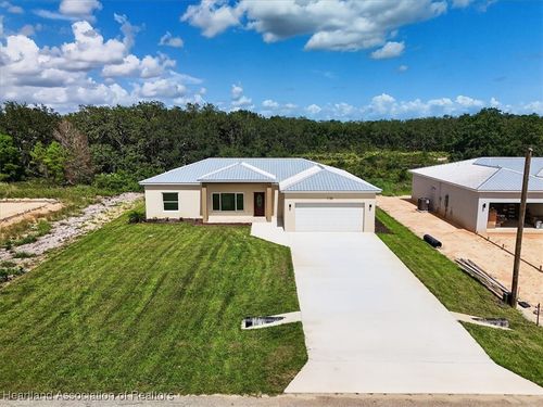 3188 N Sedgewick Rd, Avon Park, FL, 33825-6106 | Card Image