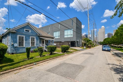 1318 Cleveland St, Houston, TX, 77019-5106 | Card Image