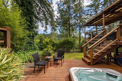 16363 Wright Dr, Guerneville, CA, 95446-9412 | Card Image