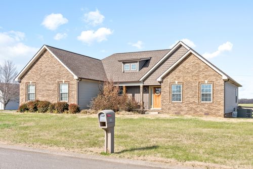 164 Westbrooke Cir, Pembroke, KY, 42266-8768 | Card Image