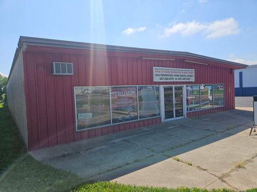 1100 N State St, Fairmont, MN, 56031-3739 | Card Image