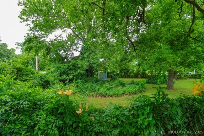 714 Maple St, House other with 2 bedrooms, 1 bathrooms and null parking in Sapulpa OK | Image 34