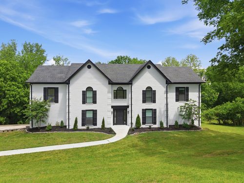 527 Cumberland Hills Dr, Hendersonville, TN, 37075-4362 | Card Image